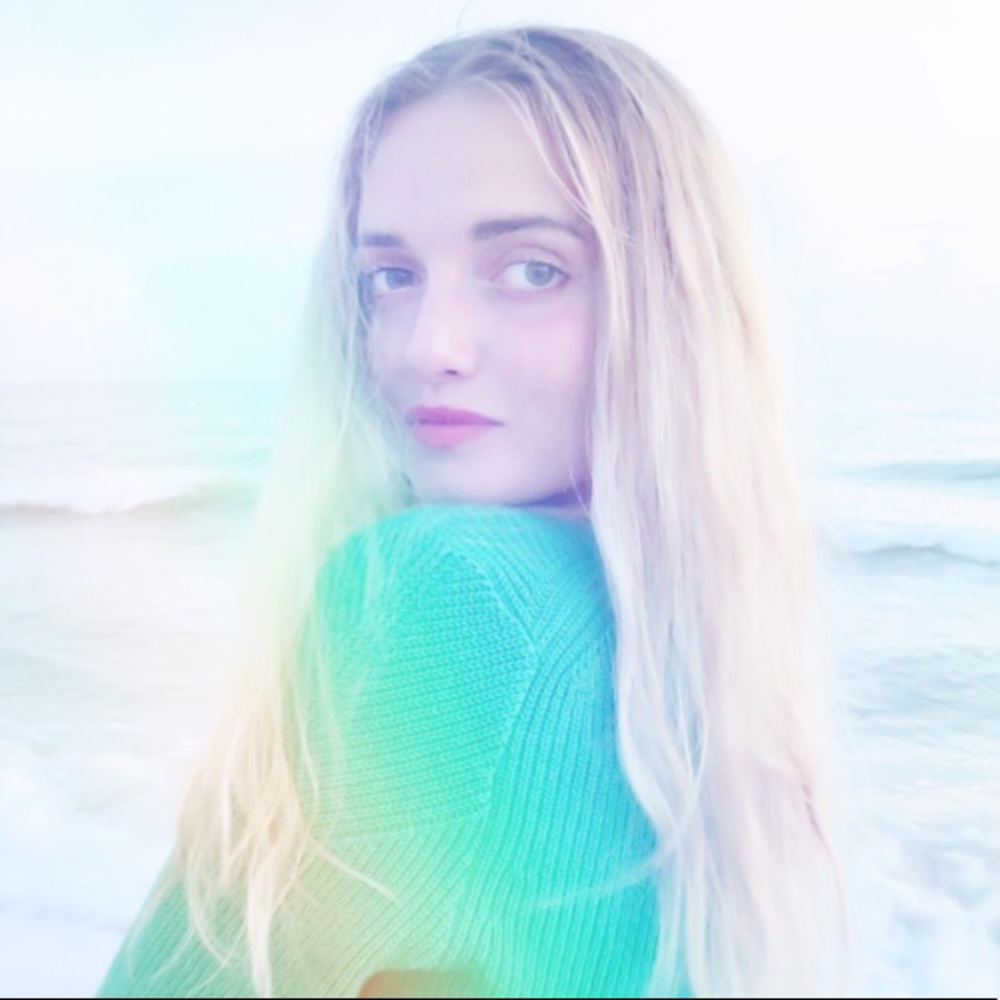 ☆ Meet Ambassador Ana ☆